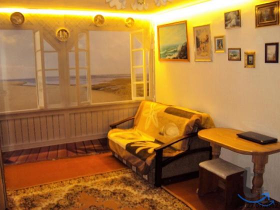 1 -к. квартира в аренду, 25 м2, 1 /2 эт. в Ялте