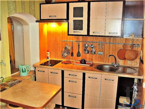 1 -к. квартира в аренду, 25 м2, 1 /2 эт. в Ялте