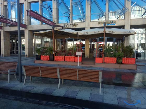 Зонт на боковой опоре 4.5 х 4.5 м. в Краснодаре