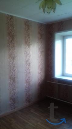 Комната в 8 -к. квартире, 12 м2, 3 /5 эт. в Пскове