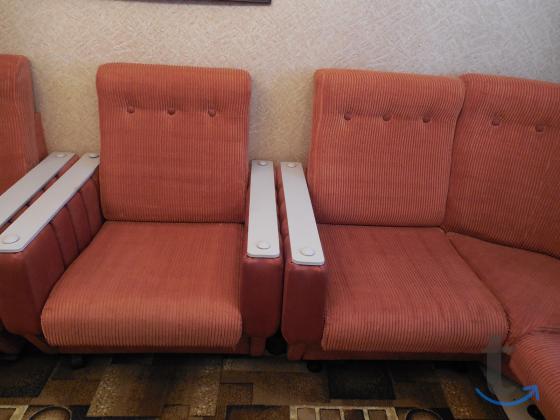 Химчистка тканевой обивки кресел в Берёзовском в Березовском