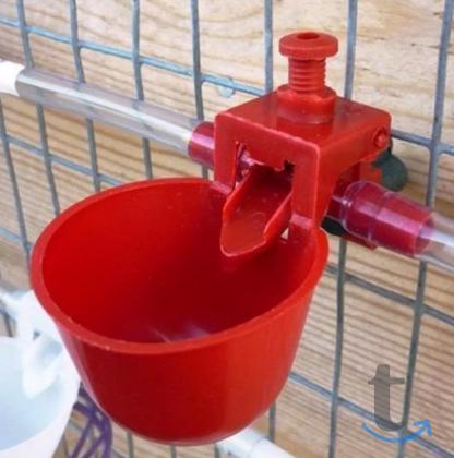 Чашечные поилки для птицы в Омске