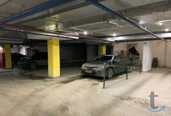 Объявление: Продаю машиноместо в Екатеринбурге