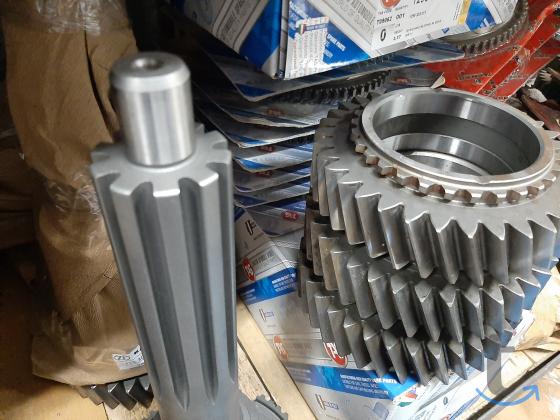 Объявление: Запчасти на раздаточные коробки ZF, КПП ZF есть выбор в Санкт-Петербурге