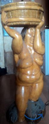 Статуя-подставка ручной работы (дерево) в Санкт-Петербурге