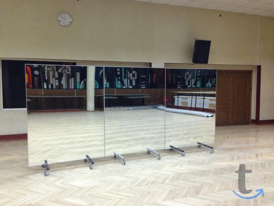Зеркала передвижные на колёсиках, напольные в Москве