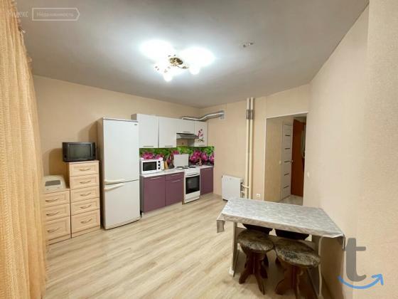 3 -к. квартира в аренду, 72 м2, 13 /22 эт. в Санкт-Петербурге