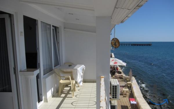 Эллинг в Лоо на берегу моря сдает номера в Москве