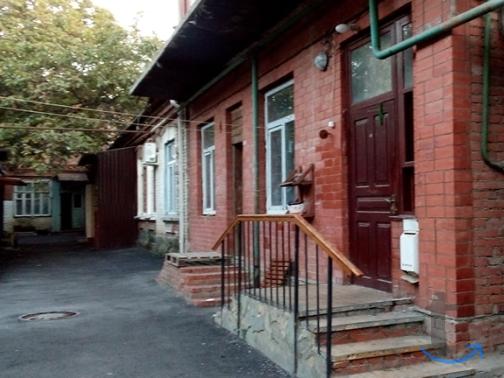 2 -к. квартира, 32 м2, 1 /1 эт. в Краснодаре