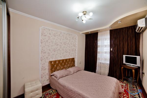 4 -к. квартира, 95 м2, 2 /9 эт. в Краснодаре