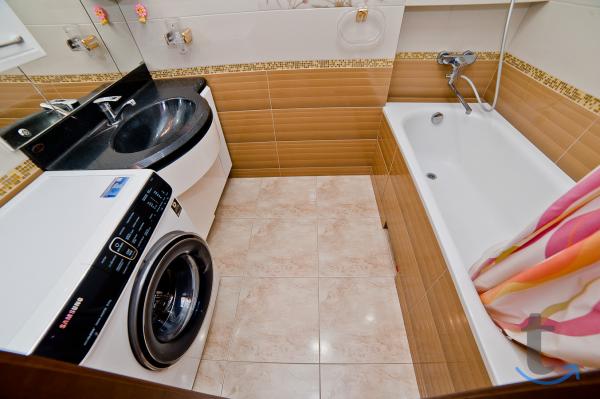 4 -к. квартира, 95 м2, 2 /9 эт. в Краснодаре