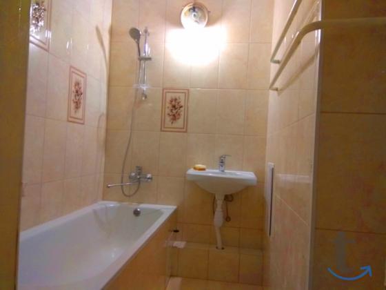2 -к. квартира в аренду, 72 м2, 10 /14 эт. в Краснодаре