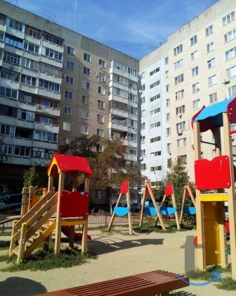 3 -к. квартира, 65 м2, 3 /10 эт. в Саратове