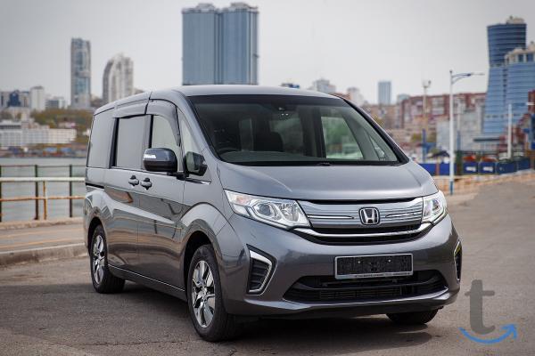 Honda Stepwgn , 2 015 год, 45 000 км, 1.5 л, вариатор в Южно-Сахалинске