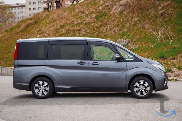 Honda Stepwgn , 2 015 год, 45 000 км, 1.5 л, вариатор в Южно-Сахалинске