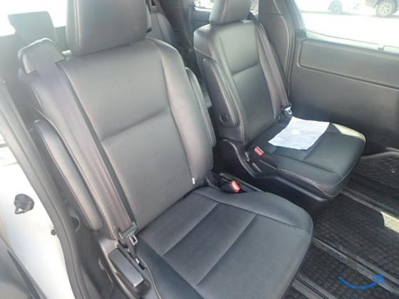 Toyota Esquire , 2 016 год, 60 000 км, 1.8 л, вариатор в Южно-Сахалинске