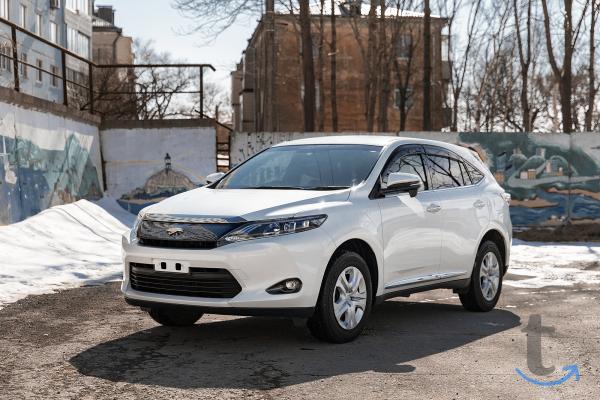 Toyota Harrier, 2 017 год, 60 000 км, 2.0 л, вариатор в Красноярске