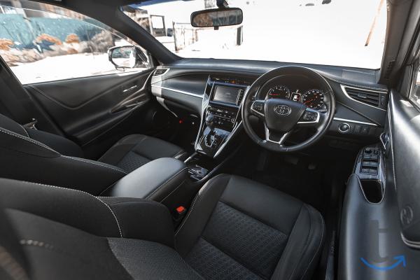 Toyota Harrier, 2017 г zsu60 в Красноярске