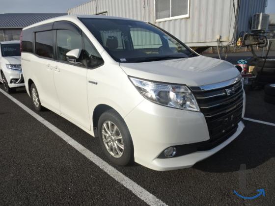 Toyota Noah , 2 017 год, 65 000 км, 1.8 л, вариатор в Комсомольске-На-Амуре
