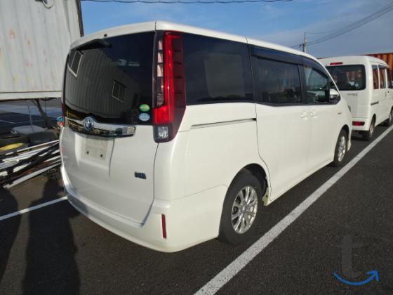 Toyota Noah , 2 017 год, 65 000 км, 1.8 л, вариатор в Комсомольске-На-Амуре