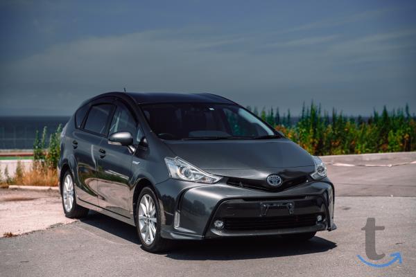 Toyota Prius Alpha , 2 014 год, 65 000 км, 1.8 л, вариатор в Красноярске
