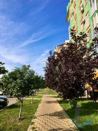 2 -к. квартира, 55 м2, 3 /7 эт. в Краснодаре