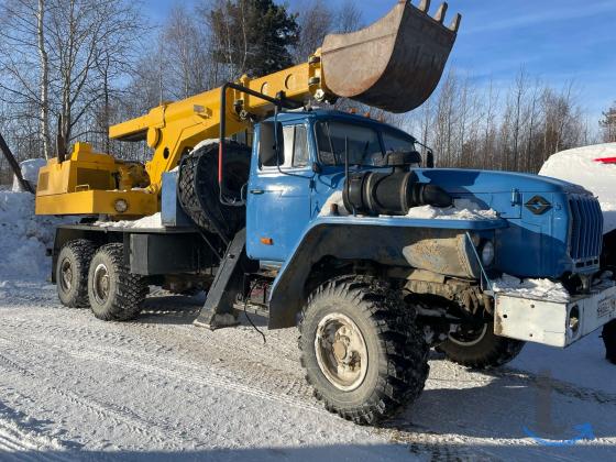 Объявление: Экскаватор-планировщик ЭО-43213 Урал 4320 в Карагае