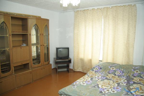 2 -к. квартира в аренду, 49 м2, 4 /9 эт. в Астрахани