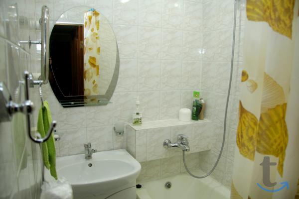 2 -к. квартира в аренду, 49 м2, 4 /9 эт. в Астрахани