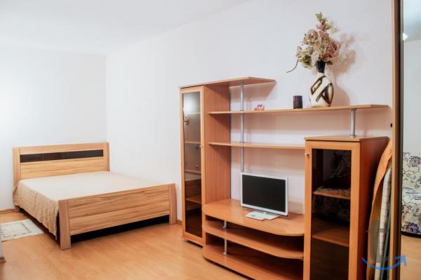 Комната в 1 -к. квартире в аренду, 35 м2, 6 /9 эт. в Астрахани