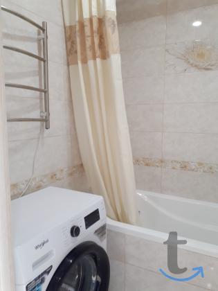 2 -к. квартира, 56 м2, 6 /6 эт. в Ростове-На-Дону