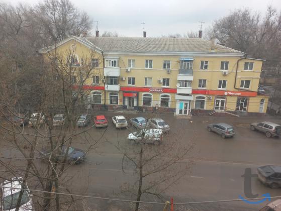 2 -к. квартира, 45 м2, 3 /5 эт. в Ростове-На-Дону