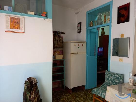 2 -к. квартира, 39 м2, 1 /1 эт. в Краснодаре