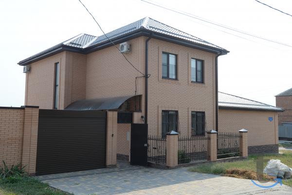 Дом , 250 м2 в Ростове-На-Дону