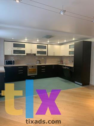 3 -к. квартира в аренду, 145 м2, 4 /10 эт. в Санкт-Петербурге