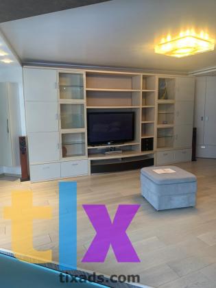 3 -к. квартира в аренду, 145 м2, 4 /10 эт. в Санкт-Петербурге