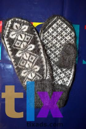 Варежки из козьего пуха с орнаментом в Оренбурге