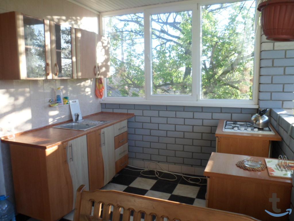 Комната в 3 -к. квартире в аренду, 185 м2, 2 /2 эт. в Феодосии