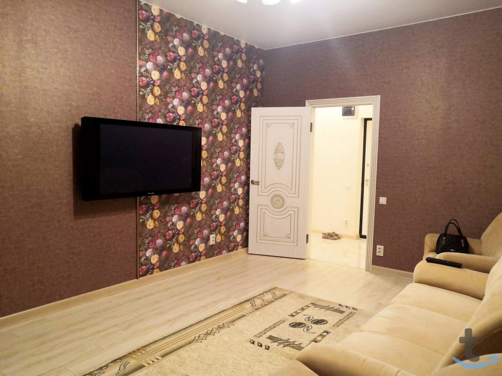 1 -к. квартира в аренду, 50 м2, 2 /19 эт. в Краснодаре