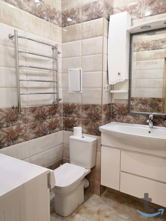 1 -к. квартира в аренду, 50 м2, 2 /19 эт. в Краснодаре