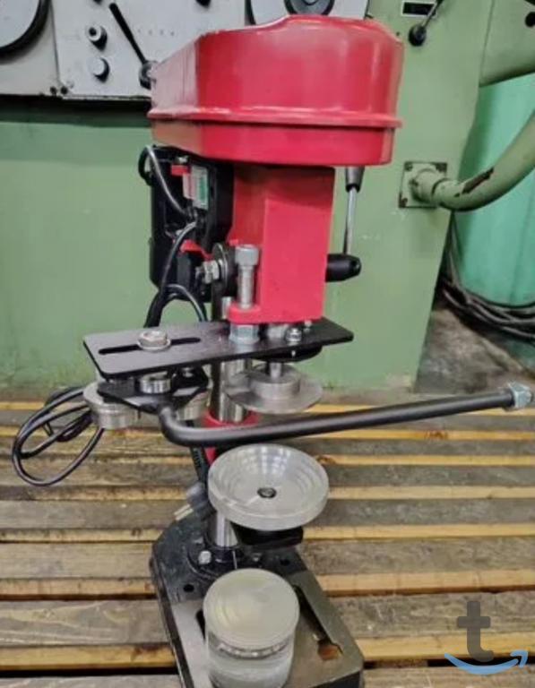 Объявление: Укупорочная машинка для Пэт 83 банки в Санкт-Петербурге