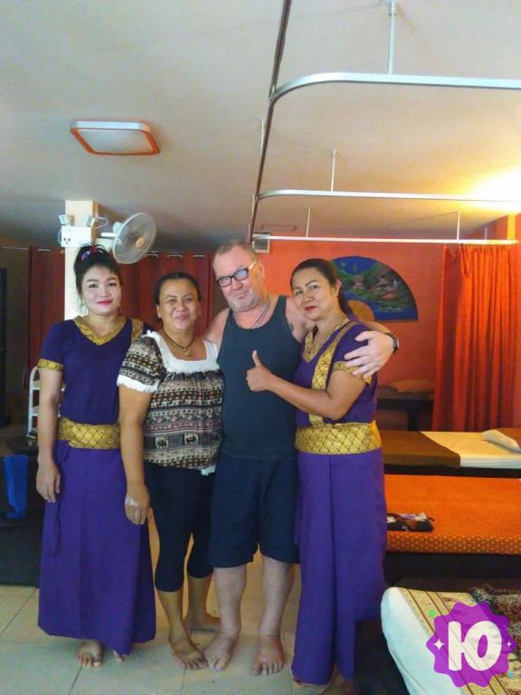 Тайские массажистки в Москве